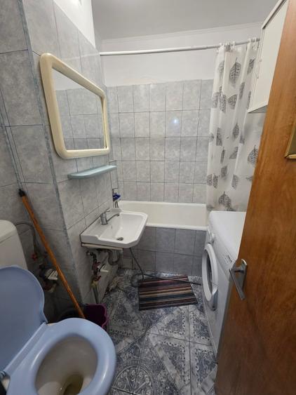 Trapezului, 5 minute metrou 1 Decembrie 1918, bloc 1978, reabilitat - 3