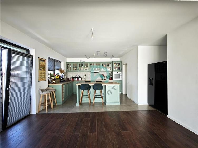 Casa 5 camere, Harman, Brasov - 1