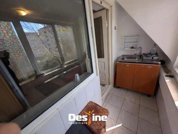 Comision 0% - Zimbru - Garsoniera mobilata utilata la strada - 2