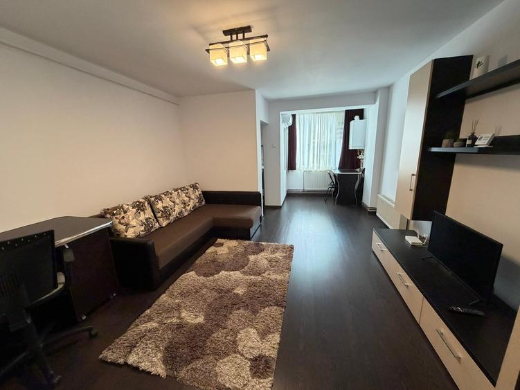 Inchiriere garsoniera mobilata si utilata Astra Brasov - 1