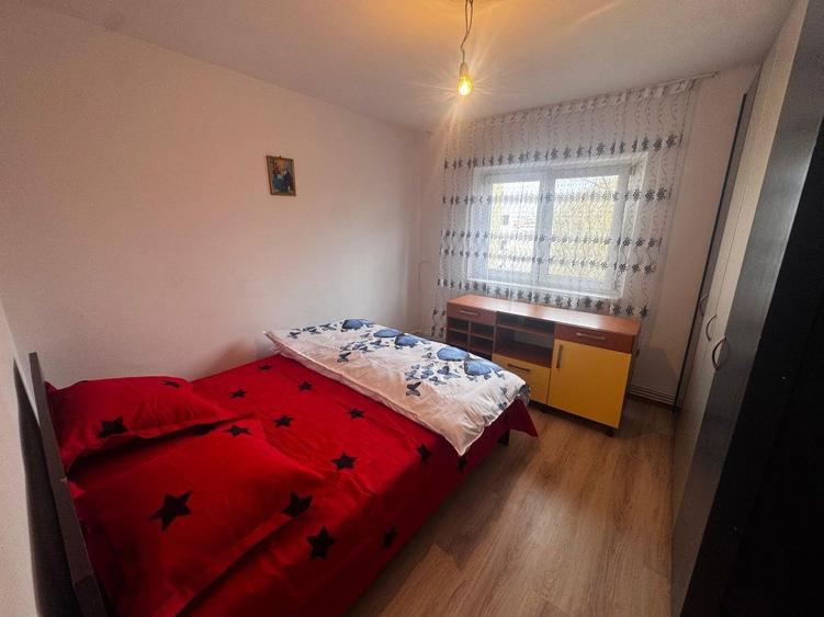 Apartament 3 camere 72mp, 1 Mai - 7