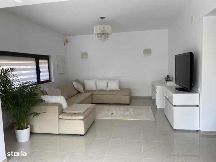 Vila de vanzare in Snagov locatie premium, intimitate langa padure/lac - 17