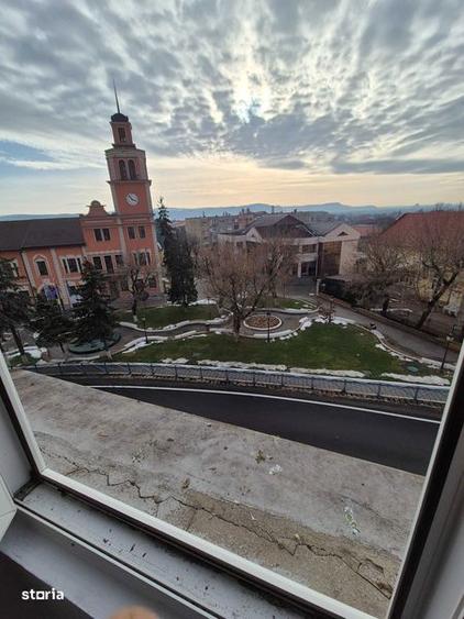 Vand apartament Alesd 2 camere zona centrala - 6