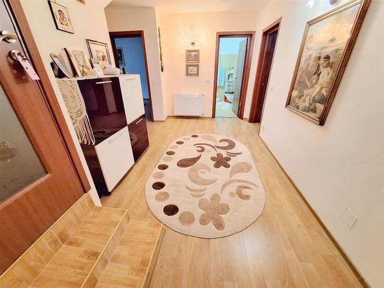 Casa moderna P+1 in Magura, 7 dormitoare, teren 421 mp, posibilitate 2 locuinte, - 49