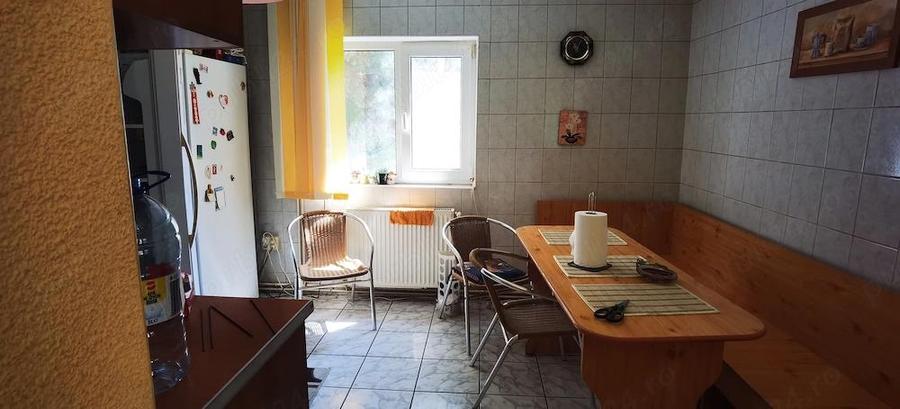 Vila Breaza 250Mp , teren 800Mp , locatie excelenta , constructie solida - 3