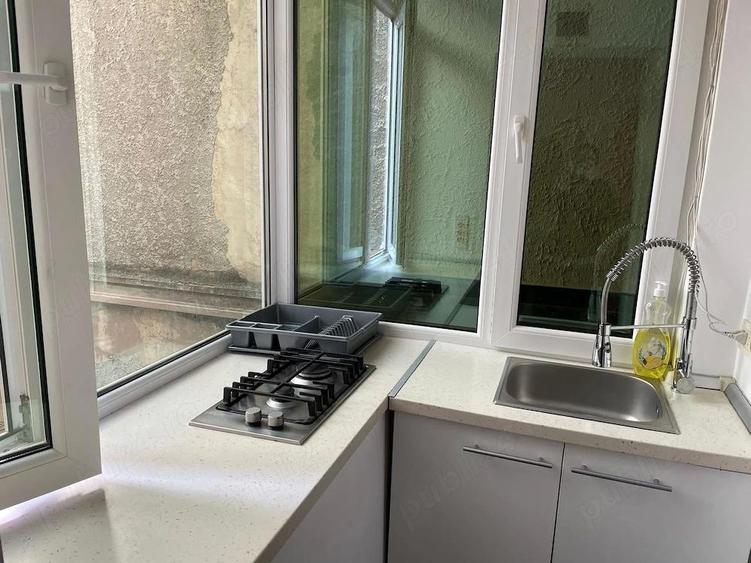 Proprietar garsoniera de inchiriat, renovata, mobilier nou, in vila, zona Cotroceni - 2