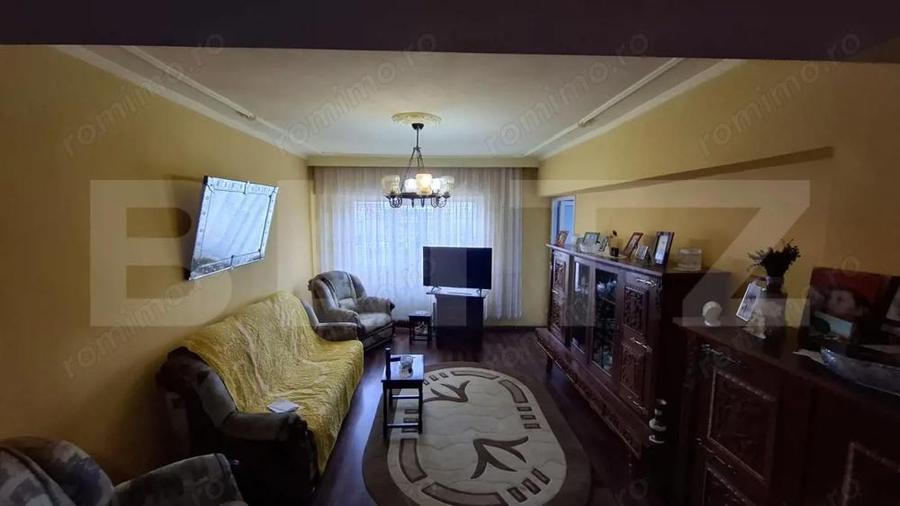 Ultracentral! 3 camere, 80 mp, 2 bai, mobilat , etaj 6/8 cu lift nou - 4