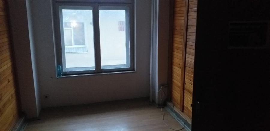 Birou, 311 mp în Central - 4