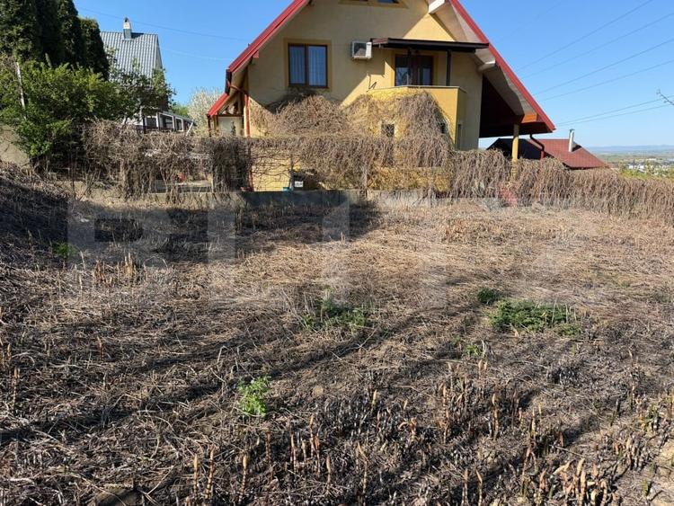 Teren de vanzare in Obcini, 1160 mp, deschidere 22 m - 1