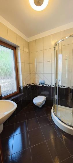 Casa mare. Posibil si clinica, camin batrani, invatamant, sediu firma. - 24