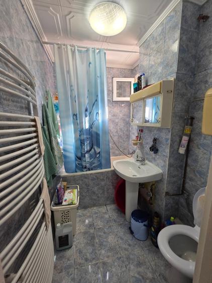 Titan, chiar la metrou Nicolae Grigorescu, 5 minute parc IOR bloc tip H, - 16