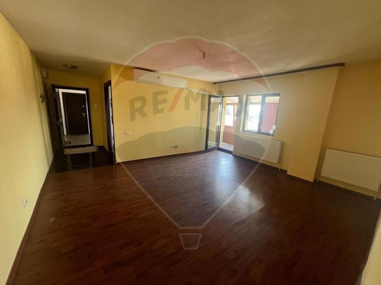 Apartament 2 camere in zona Penny str Marasesti - 8