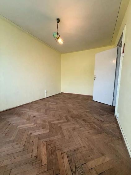 Apartament cu 2 camere, zona Tatarasi - 3