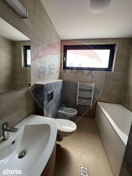 Casa / Vila 5 camere in zona Nord - 9