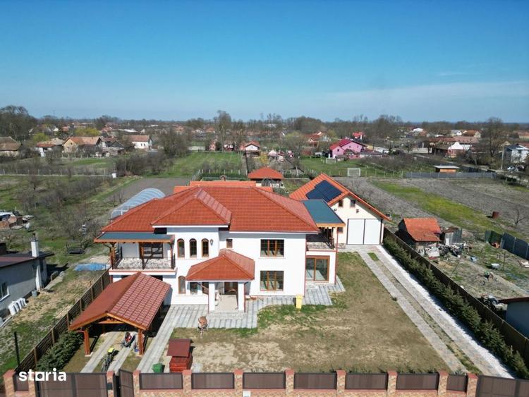 Casa Exclusivista, Teren Generos, Comision 0% - 15