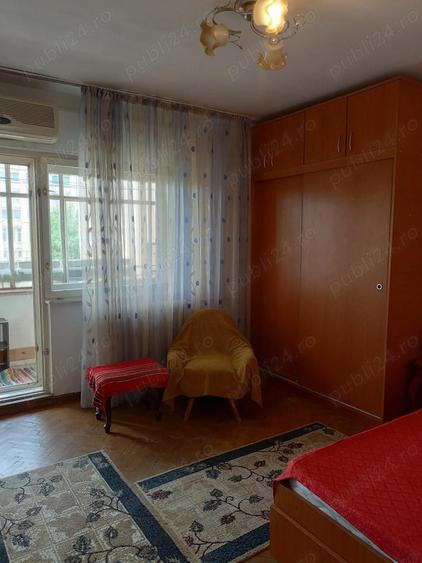 DE VANZARE apartament 3 camere 2bai.zona Unirii, Rond Cosbuc,et.4din8 - 300000 euro - 2