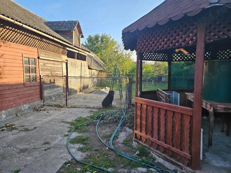 Vand sau schimb casa la Harau - 1