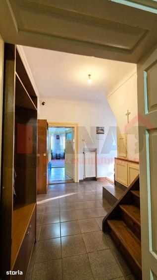 Casă cu 3 camere cu Teren 100 Mp în Cristian