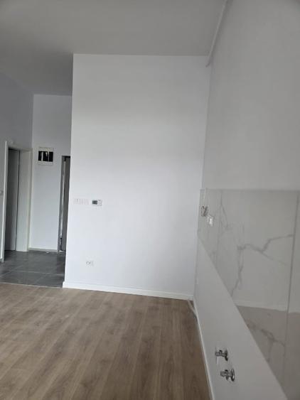 Apartament 2 cam Tersa Central Nou pretabil Birou - 4