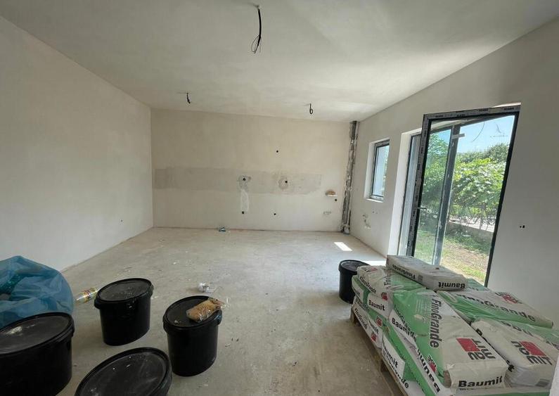 Apartament 2 camere|Finisaje la alegere|curte+2locuri parcare - 11