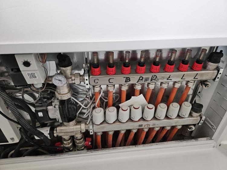 PROPRIETAR,OTOPENI -ODAI,P+1E, Str. Matei Basarab - 8