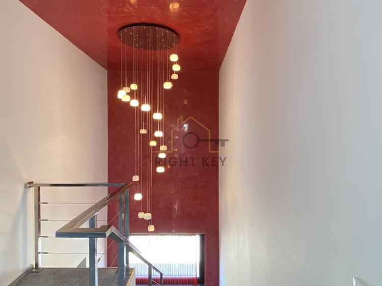 Vila complet mobilata, 4 camere, garaj, 414 mp teren, comision 0% - 31