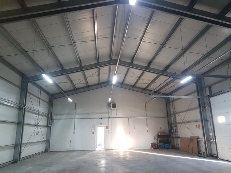 Hala industriala, 300mp, apa canalizare birouri teren 700mp ingradita, acces TIR - 18