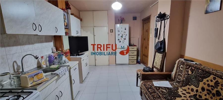 Apartament 2 camere decomandat de vanzare et 3  zona Ampoi 3 - 4