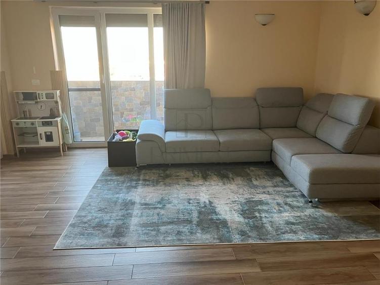 BUZIASULUI - PENTHOUSE LIFT - 3 cam - 2 bai - 2 terase - incalzire pardoseala - - 3