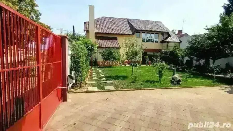 Vind o frumoasa proprietate in cartierul func?ionarilor Vind o frumoasa proprietate in cartierul func?ionarilor