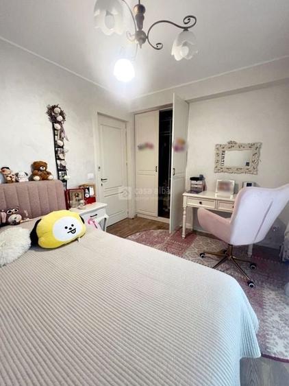 Eleganta si confortul se intalnesc aici! Proprietate superba de vanzare - 14