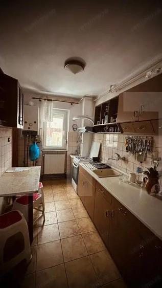 Apartament 3 camere, 65 mp, zona Gradiste - 4