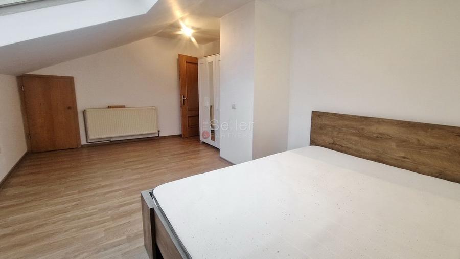 De vanzare apartament cu 3 camere central. - 10