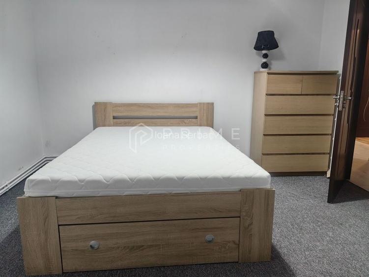 Apartament cu 3 camere de închiriat