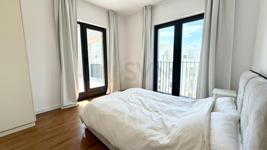 Apartament cu 4 camere semidecomandat, mobilat în Pipera