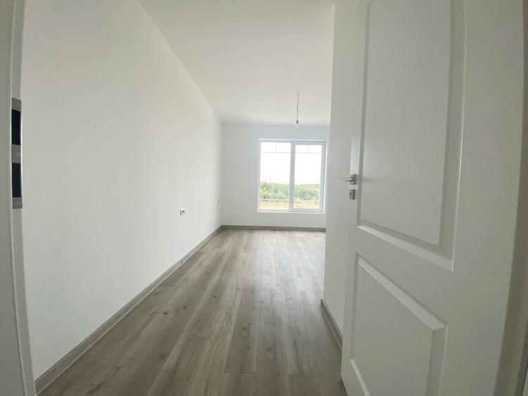 Dezvoltator: Duplex pe Parter cu Master Bedroom - 8