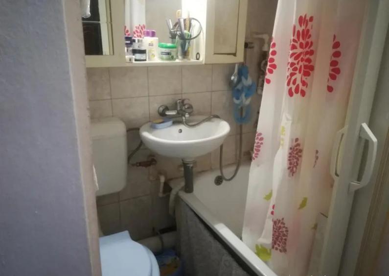 Garsoniera, 18 mp, zona 1 Decembrie 1918 - 2