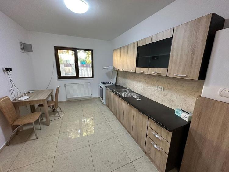 Casă / Vilă cu 4 camere de vanzare  în zona Aradului - 5