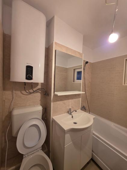 Trapezului, chiar la metrou 1 Decembrie 1918, renovat complet, geam baie - 17