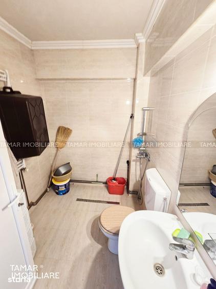 Apartament cu 4 camere decomandat în Aurel Vlaicu