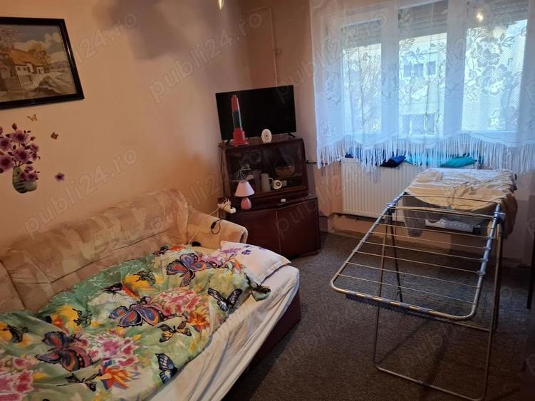 Vand!!! Ap 1 cam zona Garii - 6