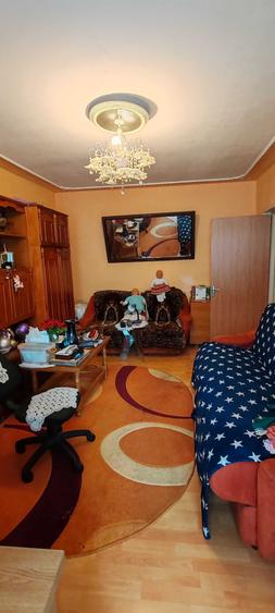 Vand apartament 3 camere Baciului decomandat - 2