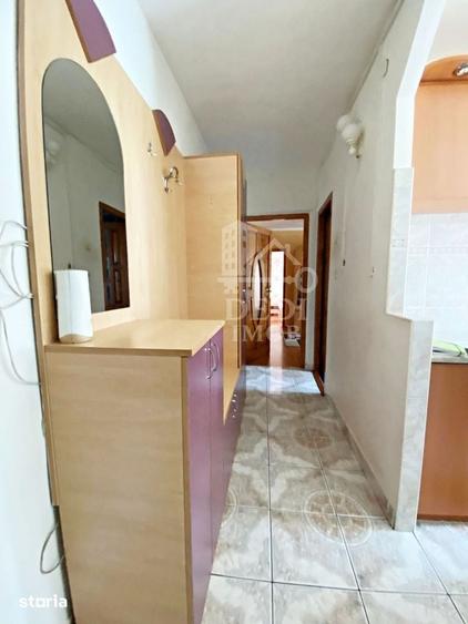 Apartament cu 3 camere decomandat în Orașul Nou