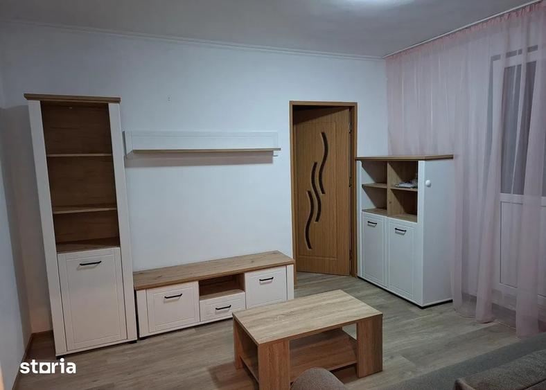 Apartament 2 cam Podu ros ( vizavi de liceul Racovita) - 1