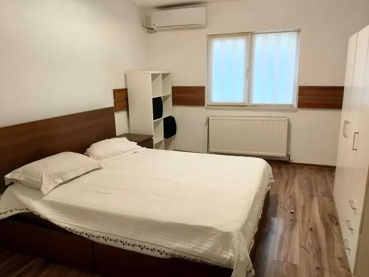 Garsonieră decomandată, mobilată în Gară