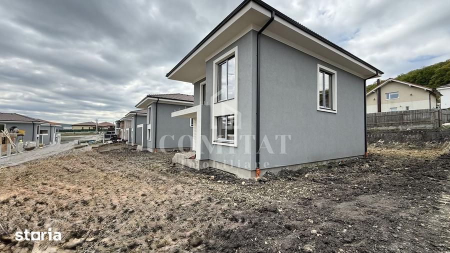Casă cu 5 camere cu Teren 500 Mp în Zorilor