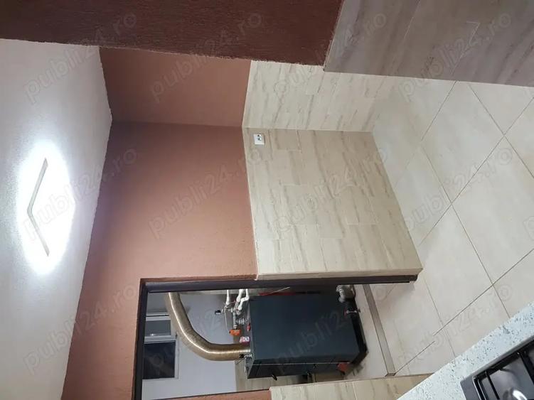 Casă cu 4 camere cu Teren 5000 Mp în Central