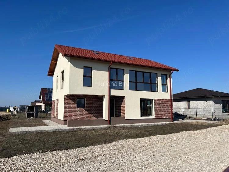 Casă cu Teren 605 Mp în Gulia