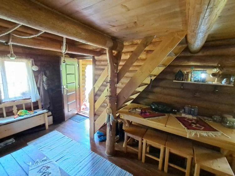 Casă cu 1 camere cu Teren 1100 Mp în Surduc