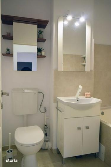 Apartament cu 3 camere în Micro 6